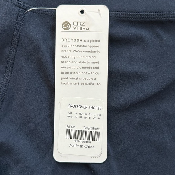 NWT CRZ YOGA Navy Crossover Biker Shorts - Picture 3 of 6